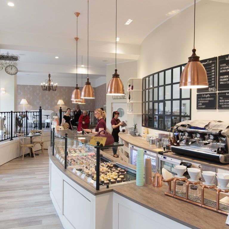 Cafe Magdeburg Mademoiselle Cupcake Innenstadt Kaffee trinken